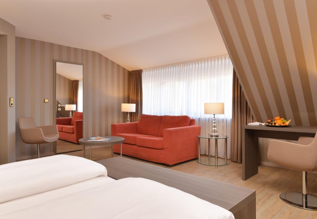 Relexa Waldhotel Schatten שטוטגרט מראה חיצוני תמונה